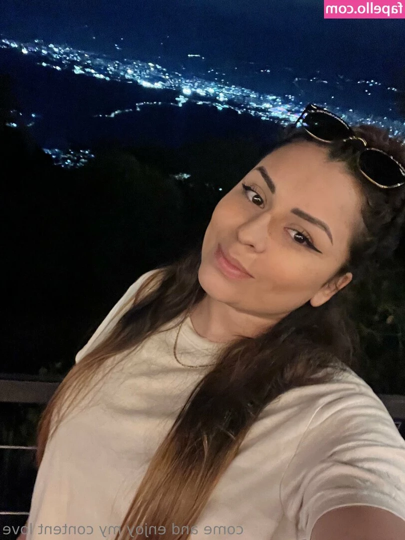inocente_kitty [ inocente-kitty ] - I’ll be going live on @itsmiashelby around 5:00 pm west coast time!