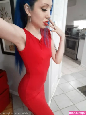 vulgarkitty - thank you all for subscribing! i will be rewarding everyone who paid