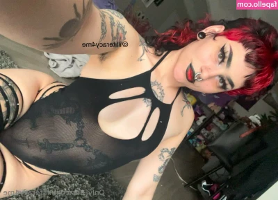Illiteracy4me - Playing while I wait for daddy to come fuck me  2 clips