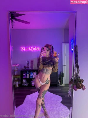squiirtcakee - Succulent