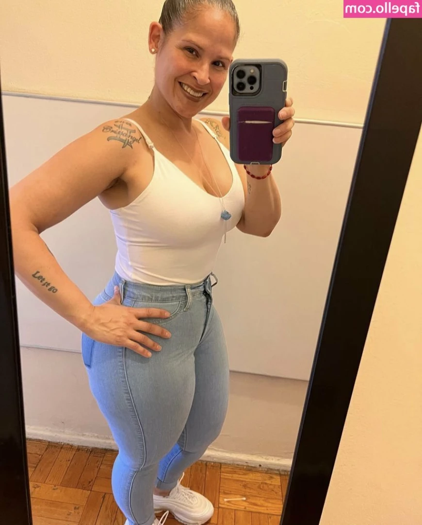 Allsmilesjesy - so im starting a personal onlyfans. here is a free trail for all you