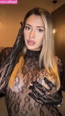 silia.menegaki [ silia-menegaki ] - Do you like my black bathing suit?
