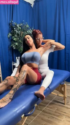 massagemistress - What if we smoke and go crazy
