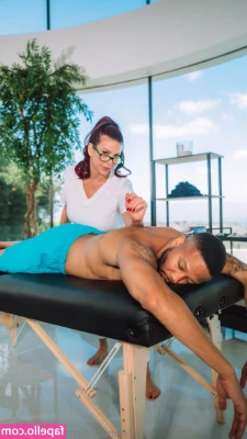 massagemistress - For your afternoon nut 😏🍆