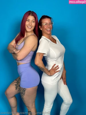 massagemistress - There is a big plug inside me owo