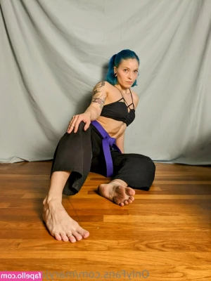 maryjanesweb - Good morning beautiful people   what gets you through the Monday blues