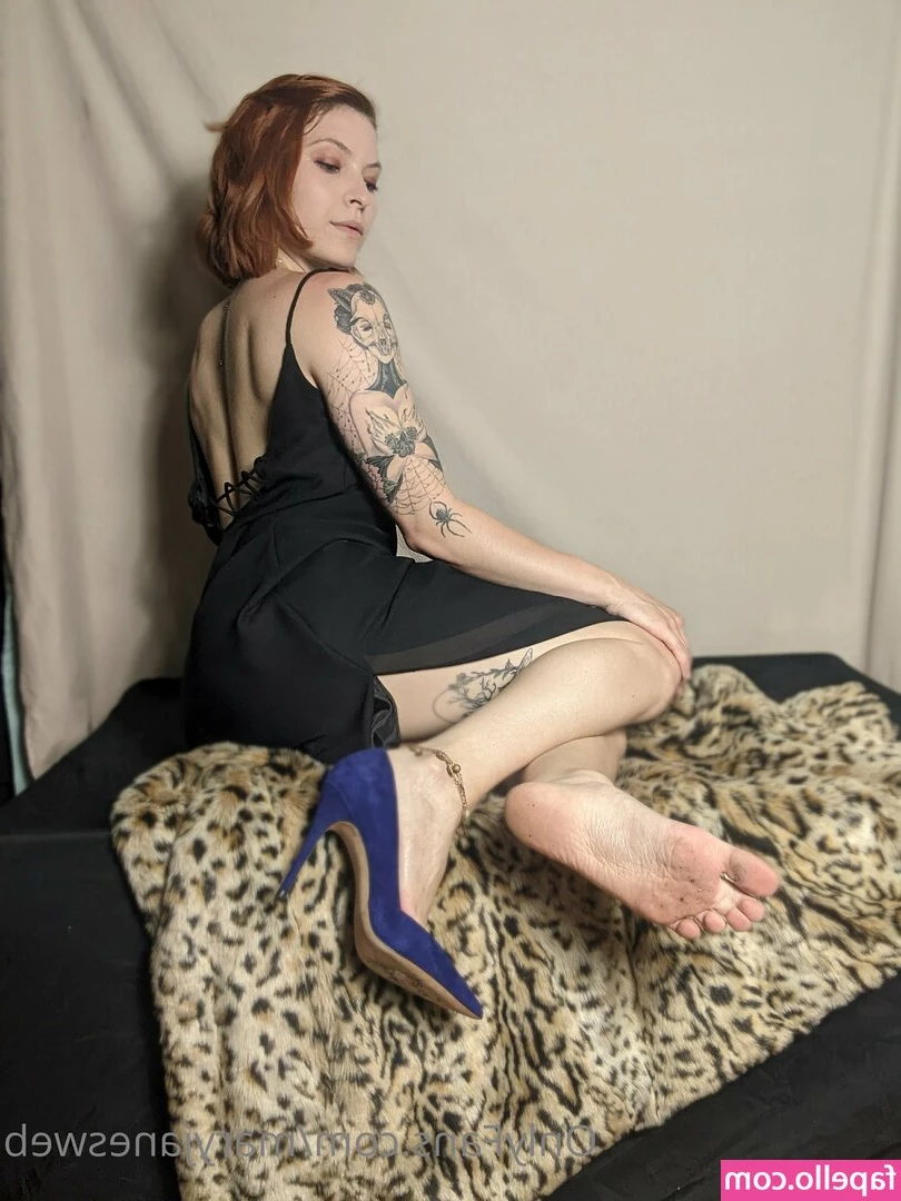 maryjanesweb - Use my tiny body for some good ;) part 1