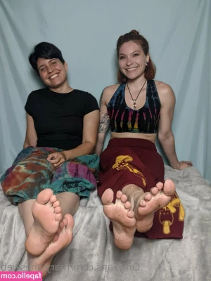 maryjanesweb - Just shaking my booty for you  I hope that s ok