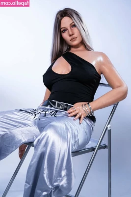 Alessia Doll - The first pic is a screenshot from one of the videos in the set I