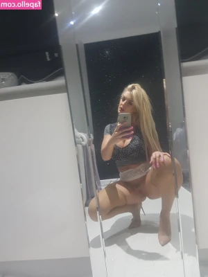 Tommiejobabe - which angle do u like better? 😋