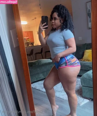 brialor3n - Subscribe to my paid page for $3.99 right now for the next 10 subs