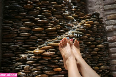 eurasian_feet [ eurasian-feet ] - Why are you showing me your cock  Is that a joystick that I can play