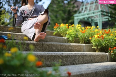 eurasian_feet [ eurasian-feet ] - Ti aspetto in chat