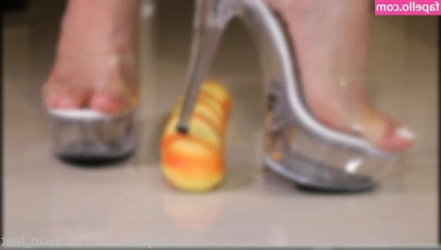 eurasian_feet [ eurasian-feet ] - “Feeling thirsty Commander?”  🍾 St. Louis Luxurious Wheels