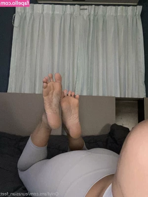 eurasian_feet [ eurasian-feet ] - Una decente para que vean que también soy decente haha 😈😈 part 1