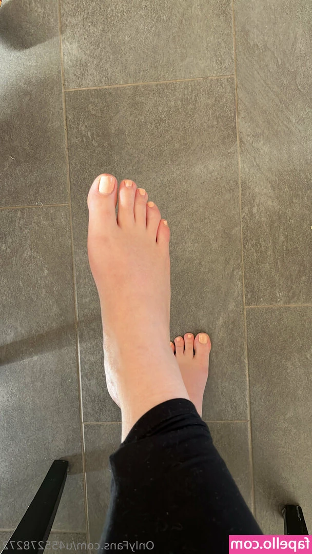 u455278272 - Watch me take this 2 1/2in thick 17in long bbc 😱 I creamed all