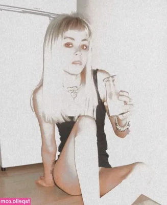 Bridget Williams [ bridget-williams ] - Going through some pics and I think this is a good color on me