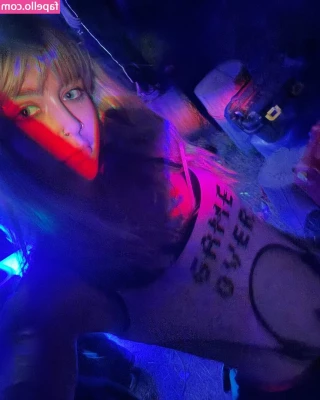 Bridget Williams [ bridget-williams ] - Got my second shot~ wish me a good next few days? XD first shot