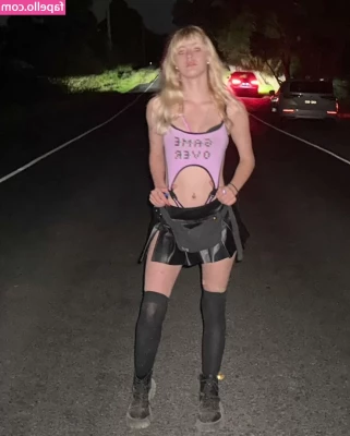 Bridget Williams [ bridget-williams ] - Im sorry you guys, my man went back to prison 🥺 So i been trying