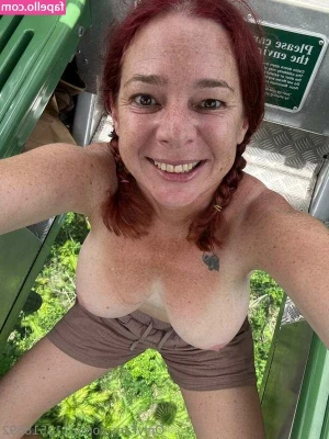 Jennies Adventures [ jennies-adventures ] - Would I be suitable for the role of a lifeguard on the beach?🤭