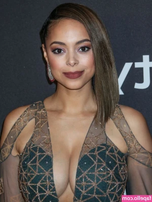 Amber Stevens West [ amber-stevens-west ] - Oops, had a little fun with my vibrator 🙈🤭 Spoiler alert: I