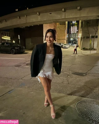 Karina Prieto [ karina-prieto ] - Sweet dreams❤️❤️❤️