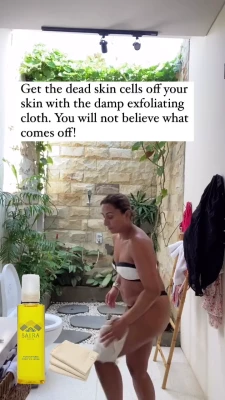 Saira Khan [ saira-khan ] - show me little love   This sexy boobs deserve it