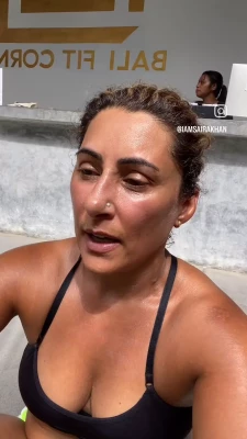 Saira Khan [ saira-khan ] - Happy TITTIE Tuesday! I’ve been doing a lot of Layin around trying