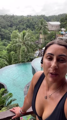 Saira Khan [ saira-khan ] - You ready for the sex tape 🥵🥵