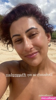 Saira Khan [ saira-khan ] - I just want you to focus on me