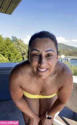 Saira Khan [ saira-khan ] - Riding my toy using my new liberator pillow 🤠🤠🤠 I came so