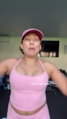 Saira Khan [ saira-khan ] - She’s a pretty girl