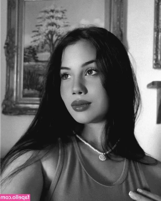 Maria Pernia [ maria-pernia ] - Would you shove your cock in me?