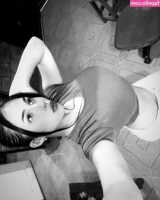 Maria Pernia [ maria-pernia ] - Kiss it and thank me