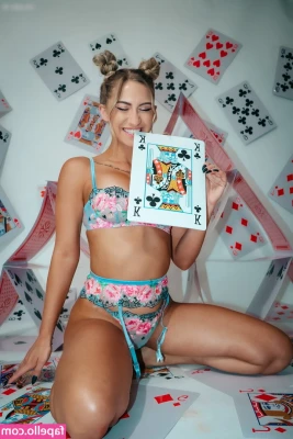 Karli Karberg [ karli-karberg-1 ] - Ready dm ? Babe