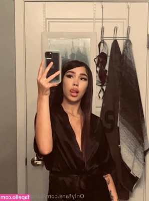 aurora_lovee05 [ aurora-lovee05 ] - Who wants to help me bust out a heavy load