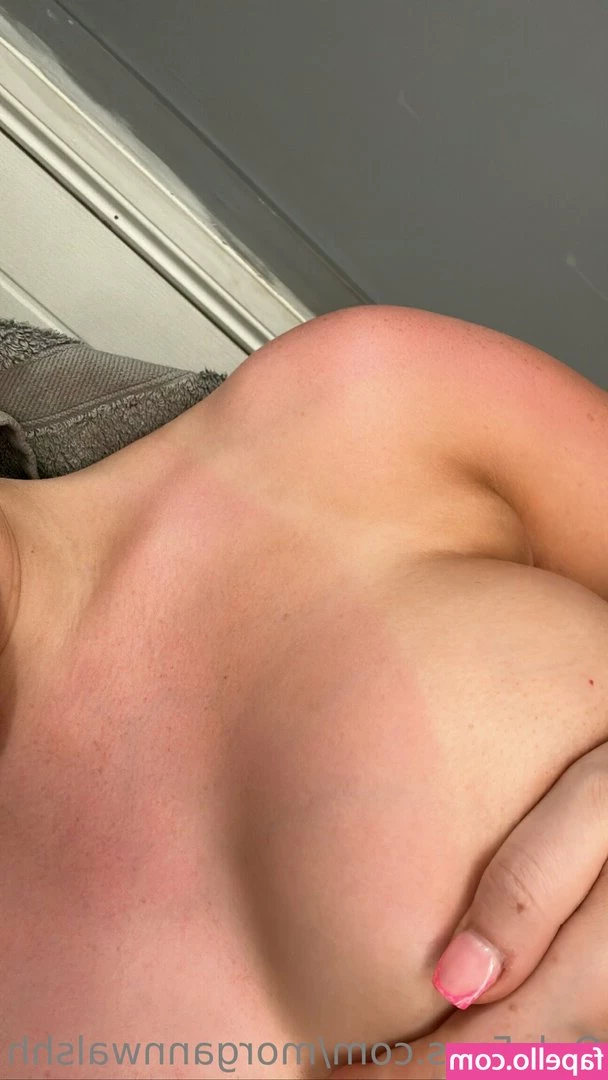 morgannwalshh - Who wants a lick