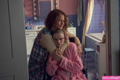 joey_king [ joey-king-1 ] - Not leaving bed at all today