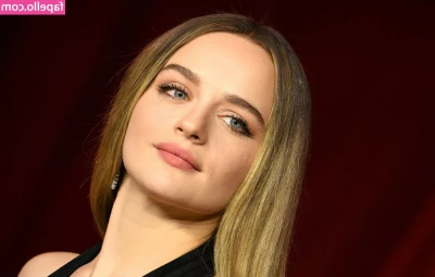 joey_king [ joey-king-1 ] - Lick my cherries bb