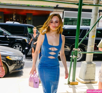 joey_king [ joey-king-1 ] - Go and subscribe to this sexy British  couple  peachesehrenmaddison