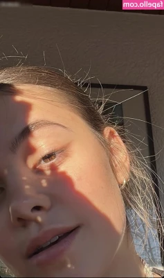 Filipa Lenja Ries [ filipa-lenja-ries ] - The look I give you when you aren't DMing me and showering me with