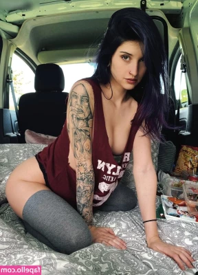 Anny.Ink / _anny.ink_ [ anny-ink-anny-ink ] - I want my toes in your mouth