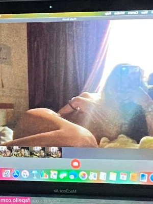  [ fatgoisboring ] - Glaze these toes in your sticky precum 💦
