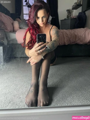 jessicamariered - Titty Tuesday 👅