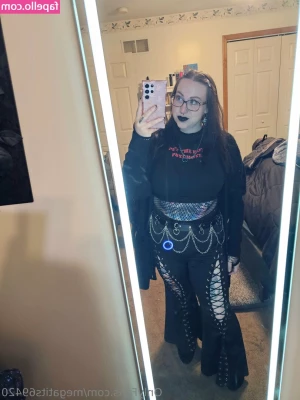 megatits69420 - 🎅❄ Baby its cold outside I need you to cum warm me up .. What
