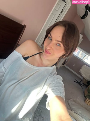marielivewell - Yogalicious