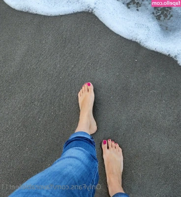 favorablefeet11 - Bury your worries in me 🖤