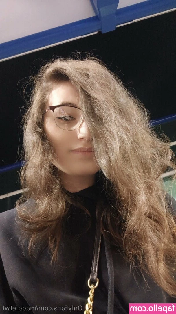 Maddietwt [ maddietwt-3 ] - I hope you are enjoying this season with your loved ones  Have a