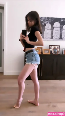 Paige Searcy [ paige-searcy ] - i just ate canes and took a shower and washed my belly button a lil