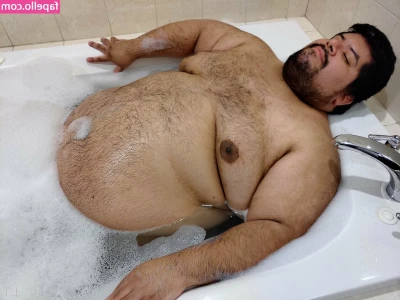 superchub25 - In the shower 💦😋